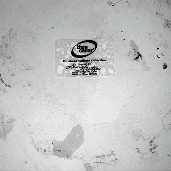 CHRISTMAS TWILIGHT CAKE STAND PEDESTAL Laurie Gates 2000 11" Cellar Footed EUC - Picture 6 of 7